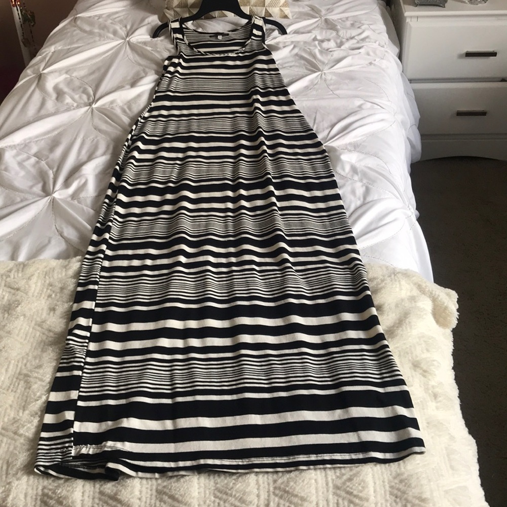 Black and white tight dress maxi